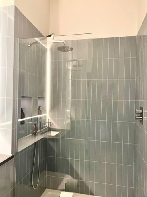 Redland Suites - Apartment 4 Бристоль Экстерьер фото